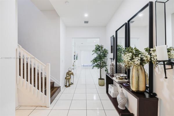 Venetian Parc, 15104 SW 176th St, Richmond West, Florida 33187, image 2