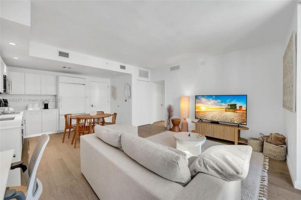 Brickell Heights West, 55 SW 9th St #1802, Miami, Florida 33130, image 3