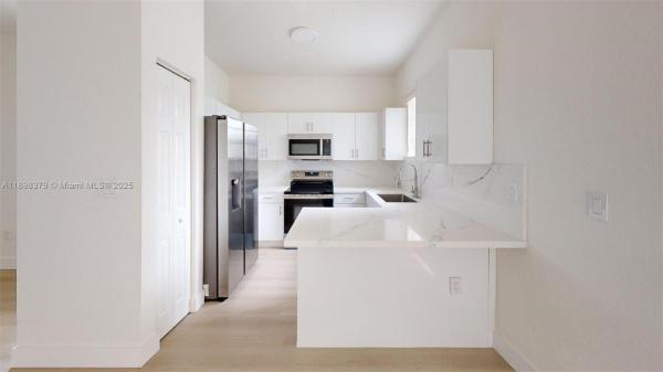 Caribbean Isles Villas, 374 NE 27th Ave #201, Homestead, Florida 33033, image 3