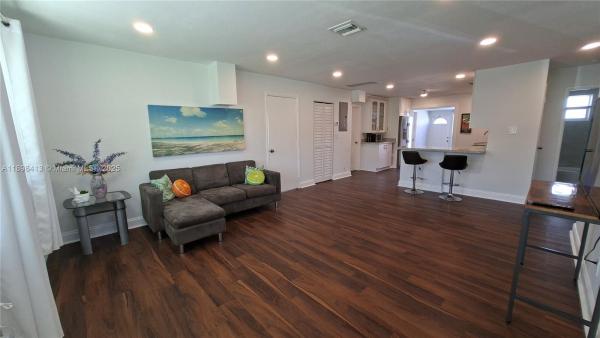Hollywood Park, 2407 Scott St #1, Hollywood, Florida 33020, image 1