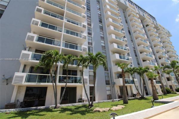 Sailboat Cay, 13499 Biscayne Blvd #404, North Miami, Florida 33181, image 1