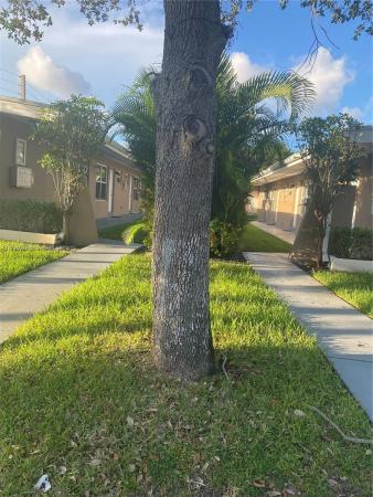 Fulford By The Sea, 2001 NE 167th St 1, North Miami Beach, Florida 33162, image 1