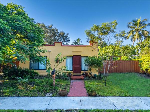Griffing Biscayne Park Estates, 472 NE 130th St, North Miami, Florida 33161, image 1