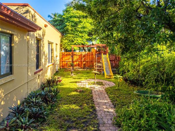 Griffing Biscayne Park Estates, 472 NE 130th St, North Miami, Florida 33161, image 3