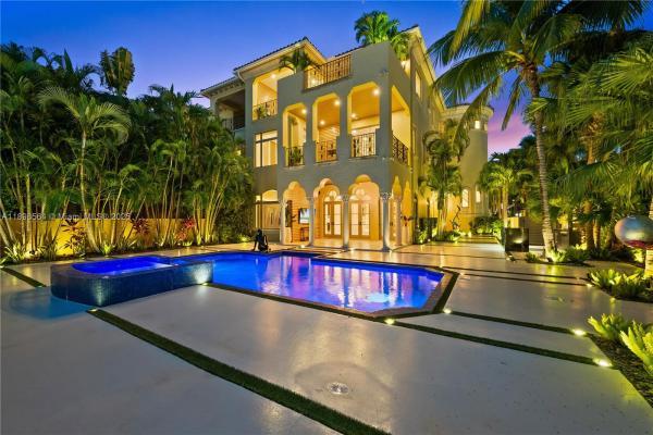 Villa Flora, 1530 Island Blvd, Aventura, Florida 33160, image 1