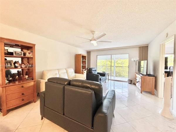 Ivanhoe At Century Village, 13105 SW 16th Ct #407L, Pembroke Pines, Florida 33027, image 1