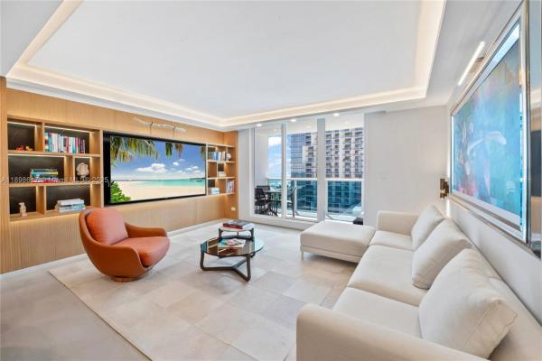 Roney Palace, 2301 Collins Ave #1005, Miami Beach, Florida 33139, image 2