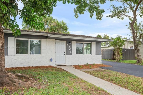Lauderdale North Park, 7705 Kimberly Blvd, North Lauderdale, Florida 33068, image 1