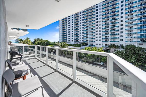 The Riviera, 2401 Collins Ave #507, Miami Beach, Florida 33140, image 2