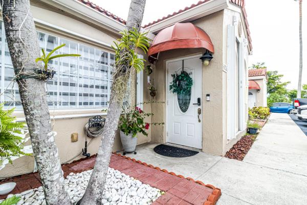 Fountain Park, 6926 NW 166th Ter #1302, Miami Lakes, Florida 33014, image 1