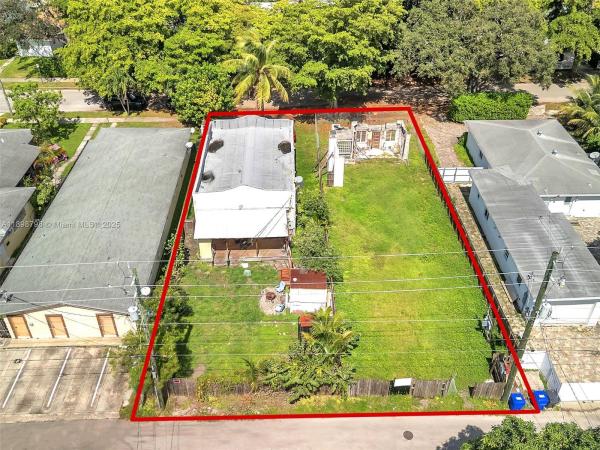 Hollywood South Side, 1932 Dewey St, Hollywood, Florida 33020, image 1