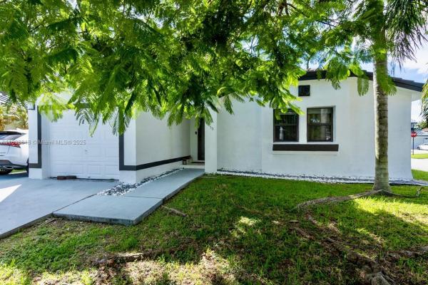 Centennial, 8550 SW 207th Ter, Cutler Bay, Florida 33189, image 2