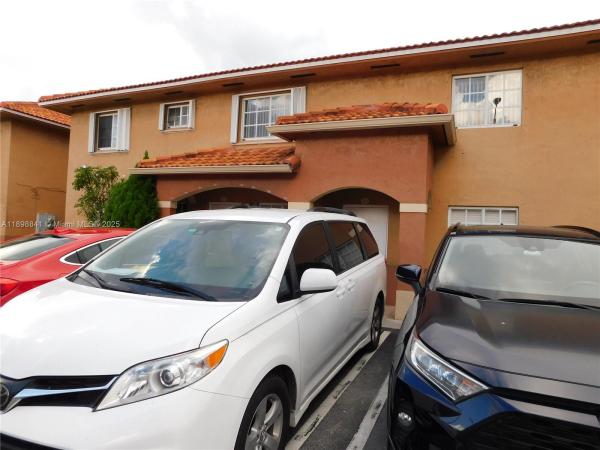 West Palm Villas, 2461 W 76th St #211, Hialeah, Florida 33016, image 1