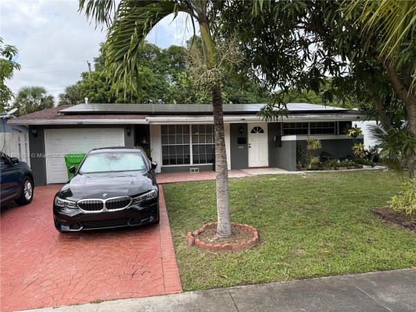 Sunrise Golf Village, 6461 NW 28th St, Sunrise, Florida 33313, image 1
