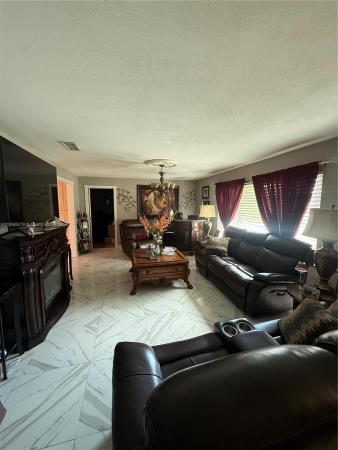 Hawthorn, 126 Sunflower Cir, Royal Palm Beach, Florida 33411, image 1