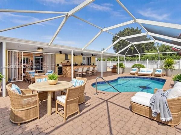 Mango Gardens, 1300 SW 32nd St, Fort Lauderdale, Florida 33315, image 1