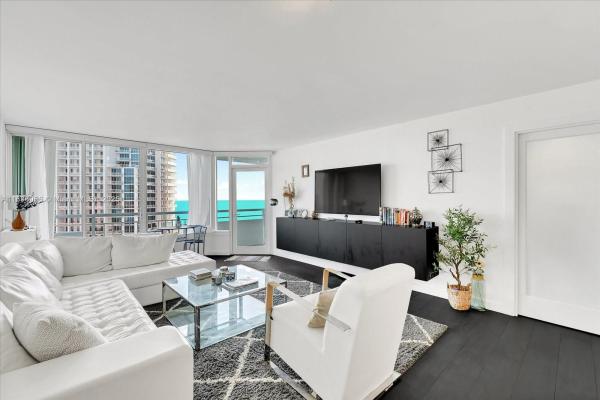South Pointe Towers, 400 S Pointe Dr #1708, Miami Beach, Florida 33139, image 1