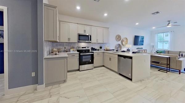Merrick Square, 163 SW 171st Ln, Pembroke Pines, Florida 33027, image 1