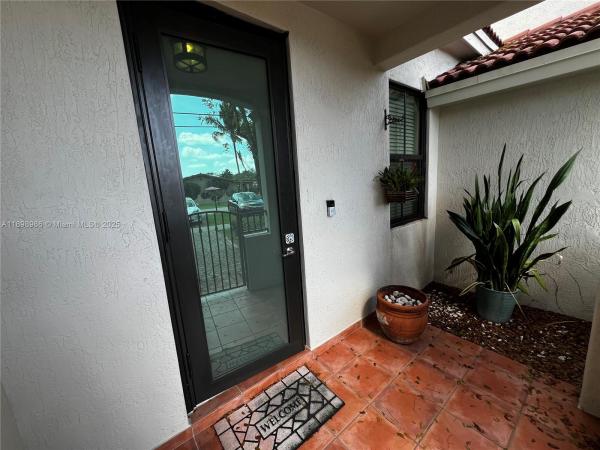 Bird Villas, 3730 SW 69th Ave #3730, Coral Terrace, Florida 33155, image 3