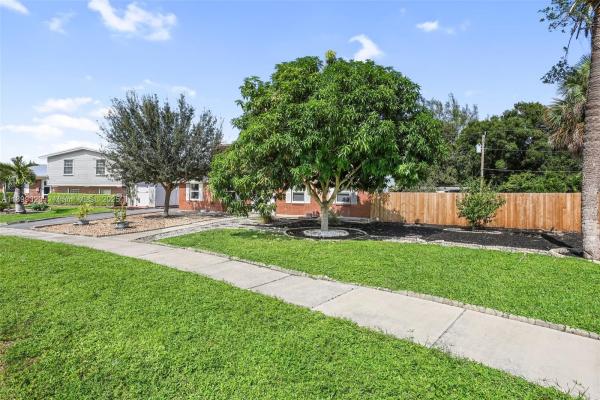 Lake Park Residential, 917 Orange Dr, Lake Park, Florida 33403, image 2
