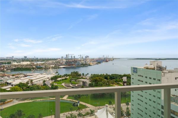 Vizcayne South, 253 NE 2nd St #2003, Miami, Florida 33132, image 2