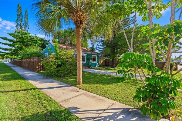 Hollywood Park, 2447 Wilson St, Hollywood, Florida 33020, image 3