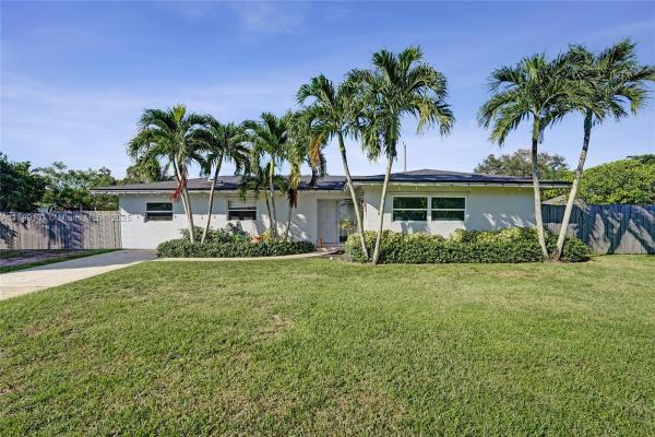 Country Club Acres, 5275 Cleveland Rd, Delray Beach, Florida 33484, image 1