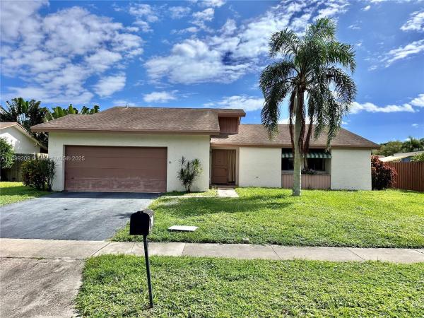 Lakewood East, 880 NW 49th Ave, Coconut Creek, Florida 33063, image 1