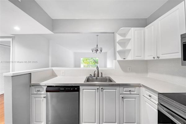 Island Place At North Bay Village, 1455 N Treasure Dr #3K, North Bay Village, Florida 33141, image 1