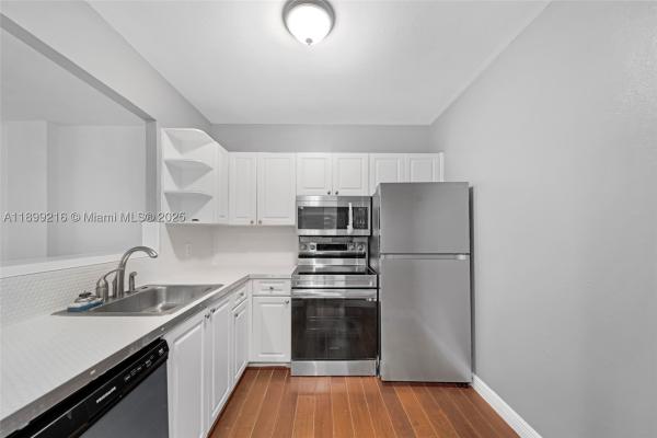 Island Place At North Bay Village, 1455 N Treasure Dr #3K, North Bay Village, Florida 33141, image 2