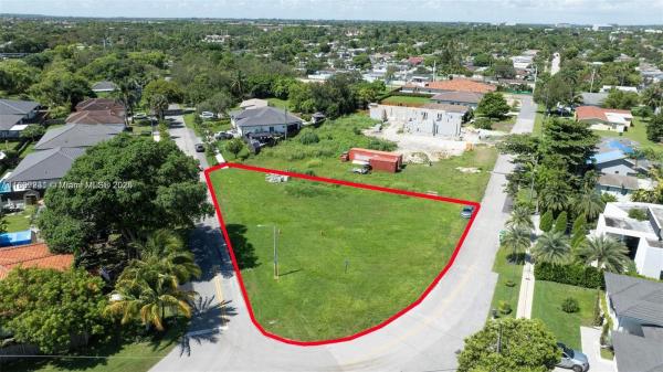 Lincoln City, 9800 SW 213th St, Cutler Bay, Florida 33189, image 1