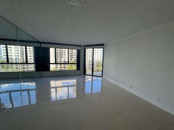 Brickell Key One, 520 Brickell Key Dr #A802, Miami, Florida 33131, image 1