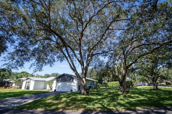 Stonebridge, 3904 W Sailboat Dr, Cooper City, Florida 33026, image 3