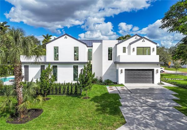 South Miami Villas, 6781 SW 75th Ter, South Miami, Florida 33143, image 3