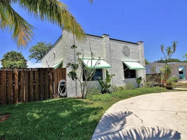 North Lake Worth, 1517 N K St, Lake Worth Beach, Florida 33460, image 2