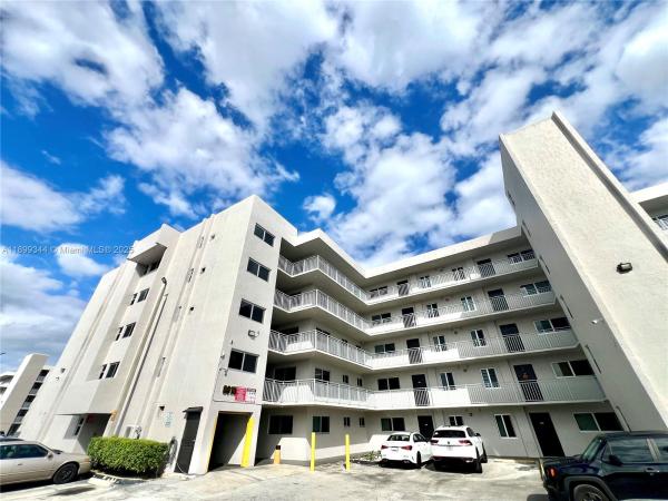 Vista Del Lago, 9915 W Okeechobee Rd #2-506, Hialeah Gardens, Florida 33016, image 1