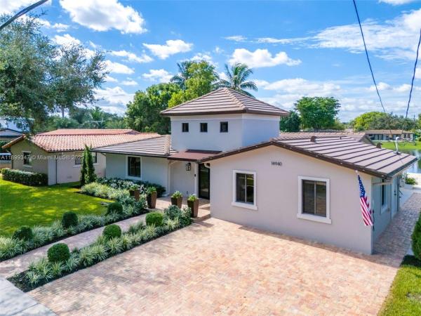 Miami Lakes Residential, 14940 Egan Ln, Miami Lakes, Florida 33014, image 2