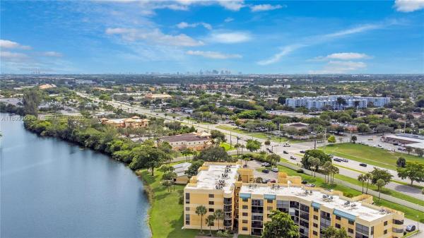 Isles Of Inverrary, 6475 W Oakland Park Blvd #210, Lauderhill, Florida 33313, image 1