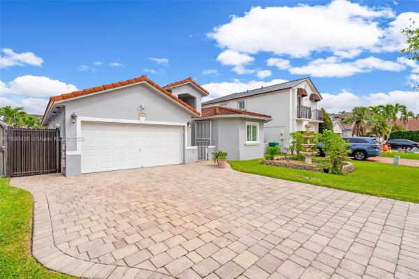 Saminik, 7967 NW 186th Ter, Hialeah, Florida 33015, image 3