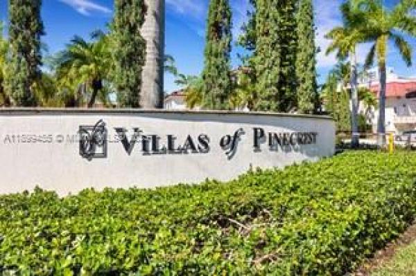Villas Of Pinecrest, 6709 N Kendall Dr #219, Pinecrest, Florida 33156, image 1