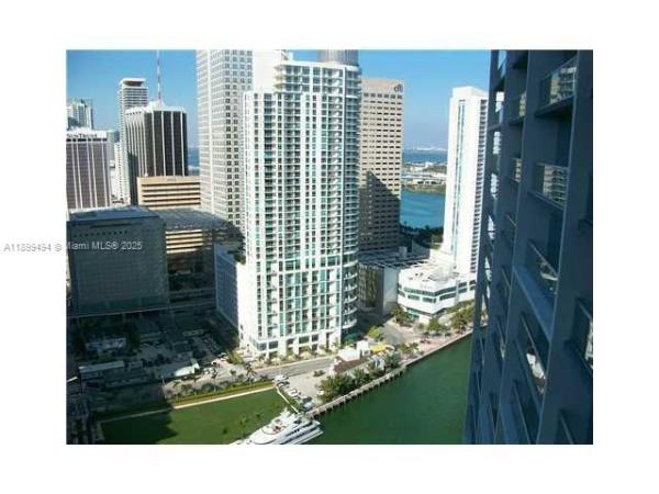 Icon Brickell Tower 1, 475 Brickell Ave #3210, Miami, Florida 33131, image 1