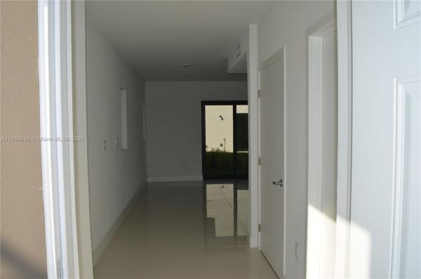 Aurora At Grand Palms, 1160 NW 2nd Ln, Florida City, Florida 33034, image 3