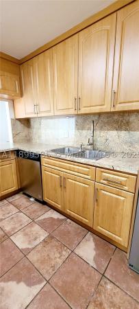 Live Oak Of Pine Island Ridge, 9410 Live Oak Pl #109, Davie, Florida 33324, image 3