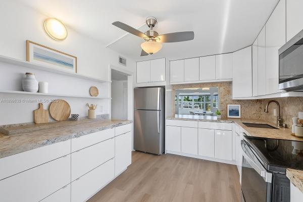 3111 NE 51st St #202C, Lauderdale By The Sea, Florida 33308, image 1