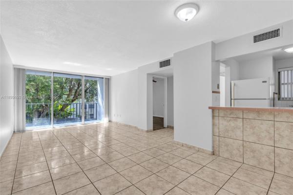 210 Fontainebleau Blvd #210, Unincorporated Dade County, Florida 33174, image 1