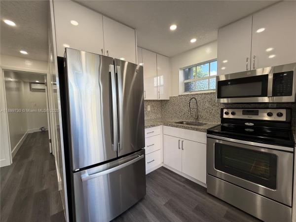 Twelfth Street Manors, 130 NW 32nd Ct #2, Miami, Florida 33125, image 1