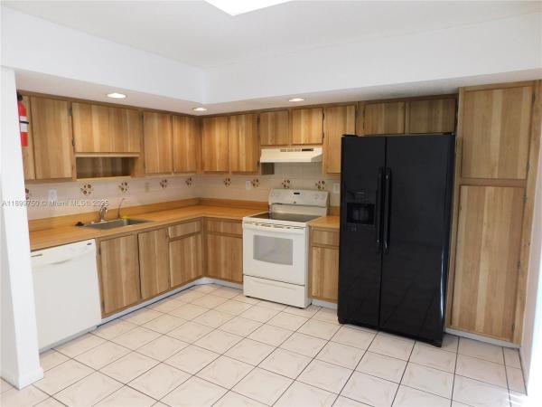 The Horizons, 8005 SW 107th Ave #118, Kendall, Florida 33173, image 2