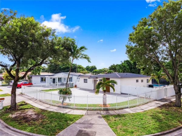 Avenue, 200 E 60th St, Hialeah, Florida 33013, image 1