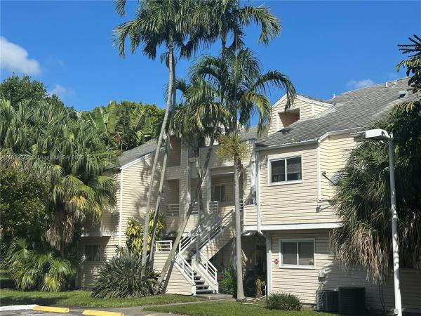 Summer Lake, 3413 NW 44th St #106, Oakland Park, Florida 33309, image 1
