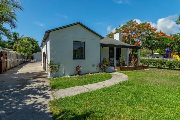 Dell Park, 246 NE 13th St, Delray Beach, Florida 33444, image 2